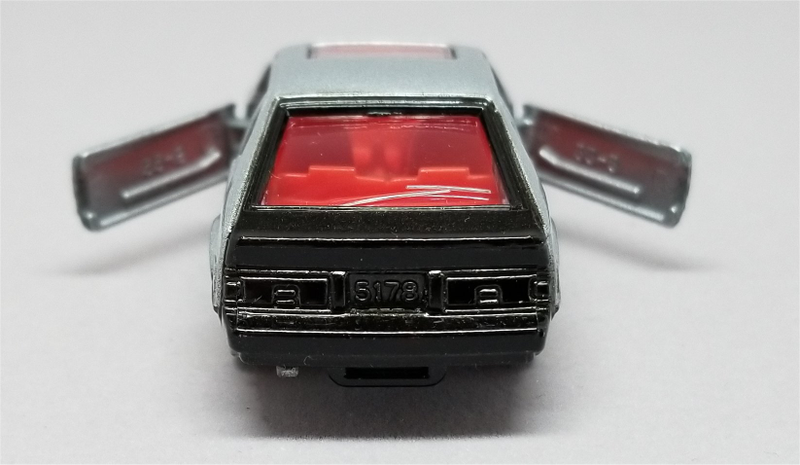 Illustration for article titled Radcast 2018: Tomica Toyota Celica XX 2800 GT